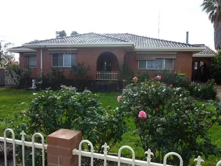 30 Clifford, York WA 6302