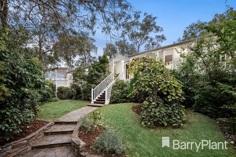 36 Glen Gully Road, Eltham North VIC 3095