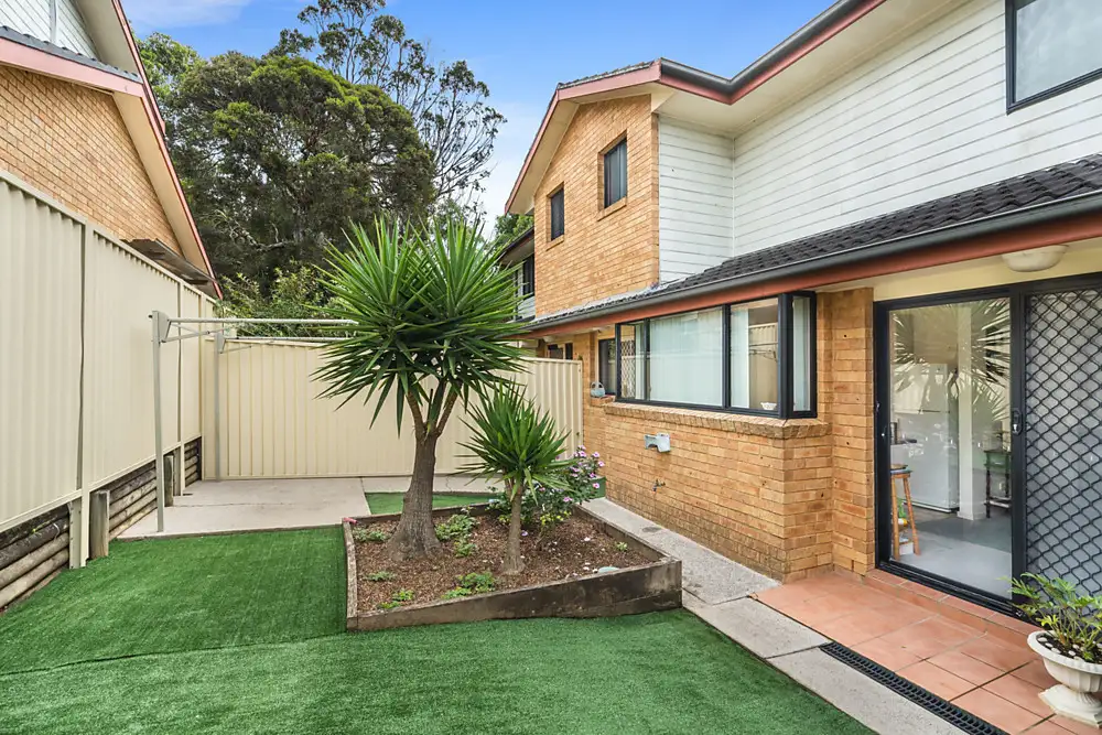 Main view of Homely townhouse listing, 5/19 Shortland Avenue, Lurnea NSW 2170