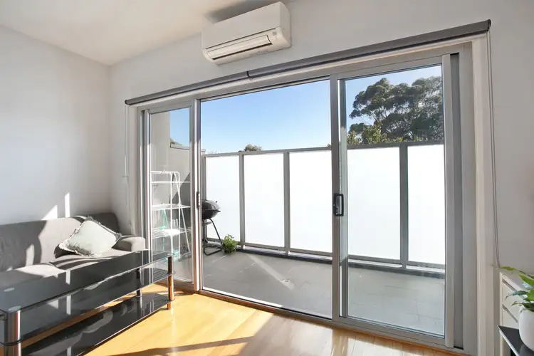 Fourth view of Homely townhouse listing, 4/103 Plumpton Avenue, Glenroy VIC 3046