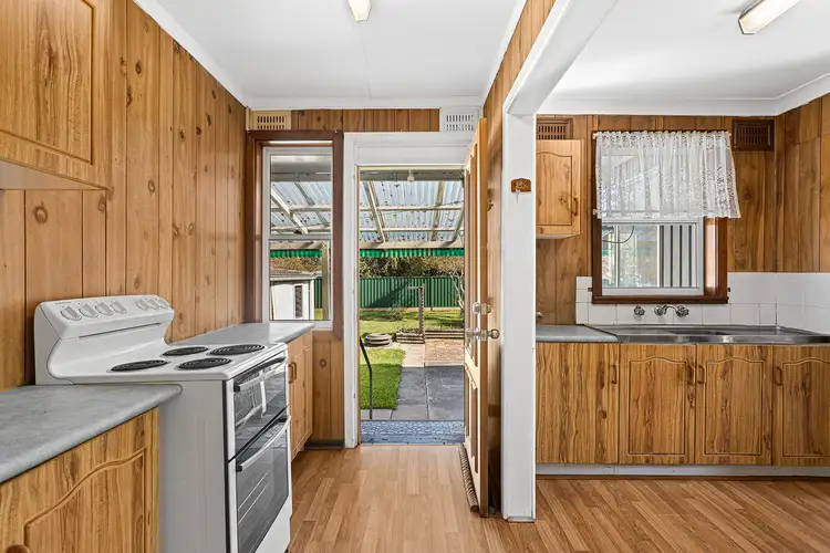 Fifth view of Homely house listing, 10 Venn Street, Berkeley NSW 2506