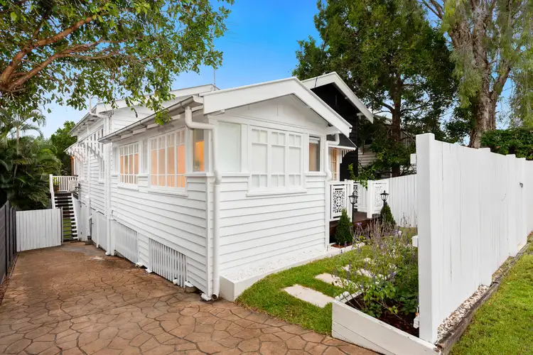 93 Pembroke Road, Coorparoo QLD 4151