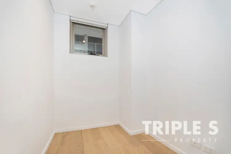 Fifth view of Homely apartment listing, 2310/2 Mentmore Avenue, Rosebery NSW 2018