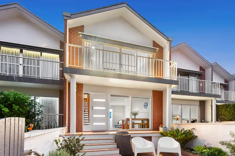 Main view of Homely unit listing, 15/82 Soldiers Avenue, Freshwater NSW 2096