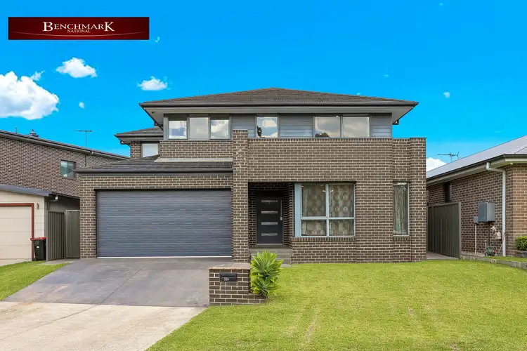 55 Coach Dr, Voyager Point NSW 2172