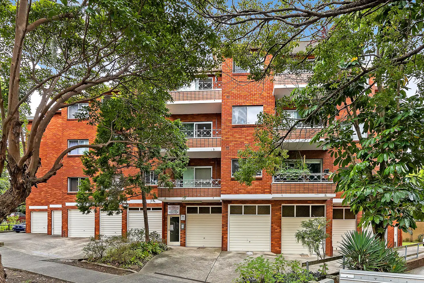 Main view of Homely unit listing, 3/2-4 The Strand, Rockdale NSW 2216