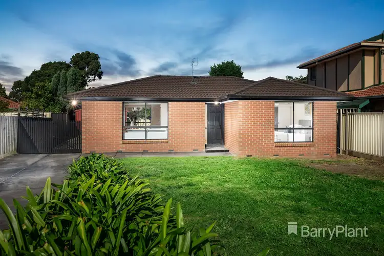1 Gaze Court, Mill Park VIC 3082