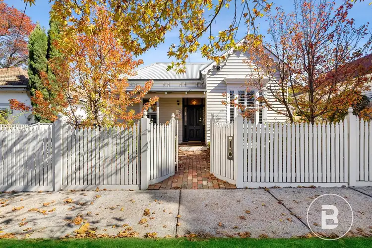 9 Burnbank Street, Lake Wendouree VIC 3350