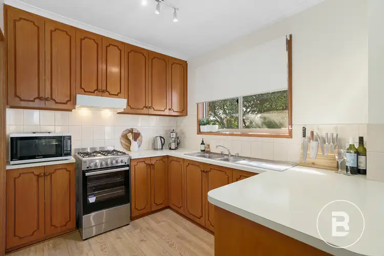 Fifth view of Homely townhouse listing, 2/221 York Street, Ballarat East VIC 3350
