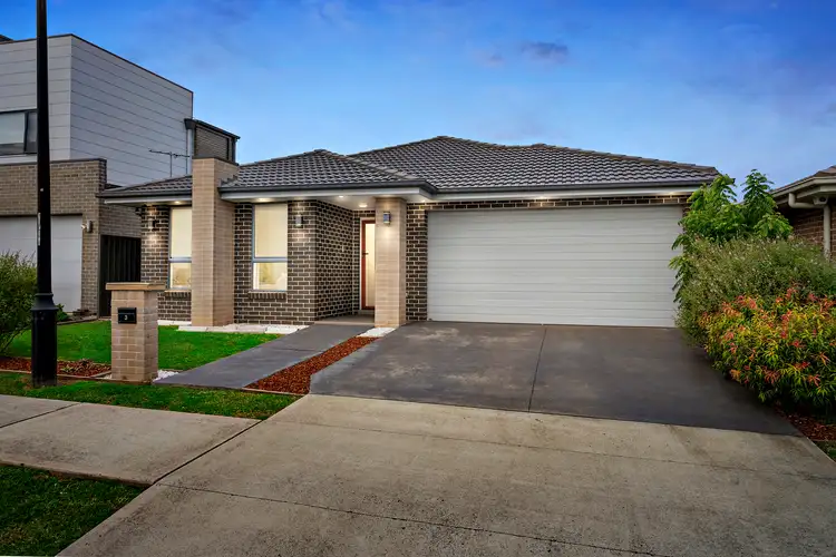 3 Brigade Street, Jordan Springs NSW 2747