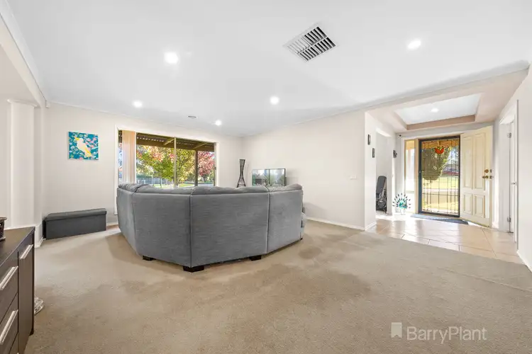 Sixth view of Homely house listing, 53 Streeton Way, Berwick VIC 3806