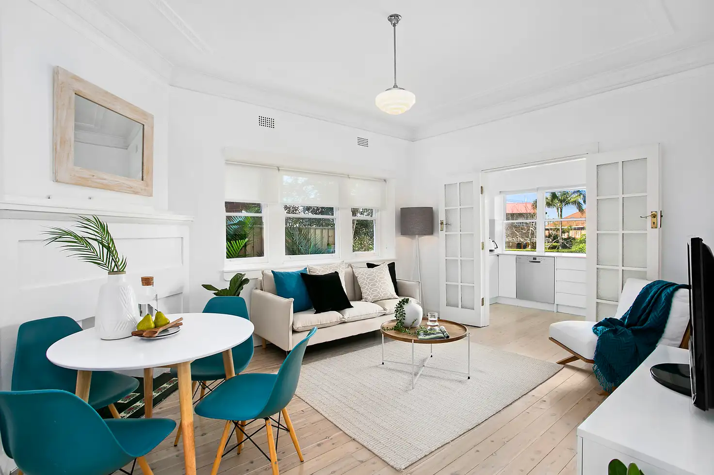 Main view of Homely unit listing, 2/15 Bolingbroke Parade, Fairlight NSW 2094