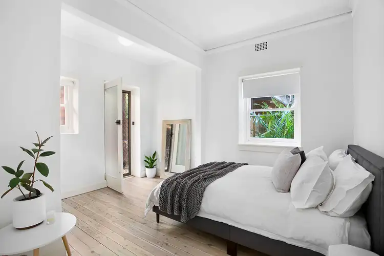 Third view of Homely unit listing, 2/15 Bolingbroke Parade, Fairlight NSW 2094