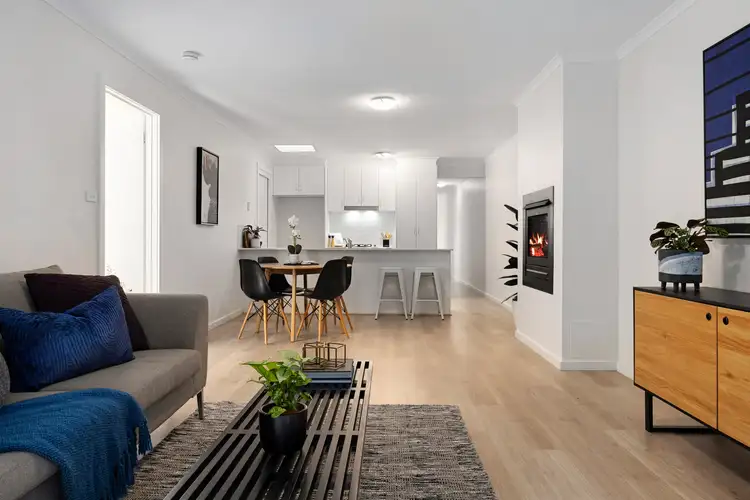Fifth view of Homely townhouse listing, 2/5 Waterloo Street, Queanbeyan NSW 2620