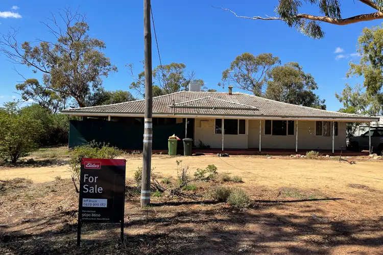 100 Johnston Street, Dalwallinu WA 6609