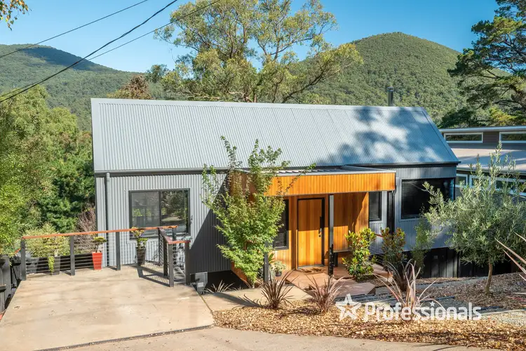 4 Waterloo Avenue, Warburton VIC 3799