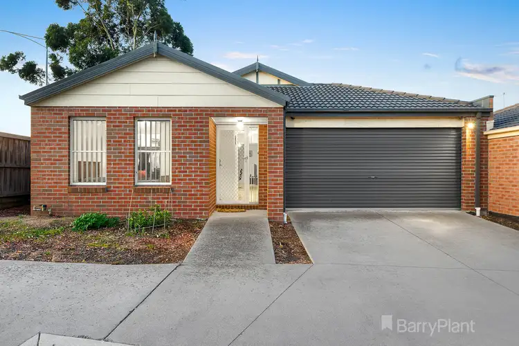 1/40 Army Road, Pakenham VIC 3810