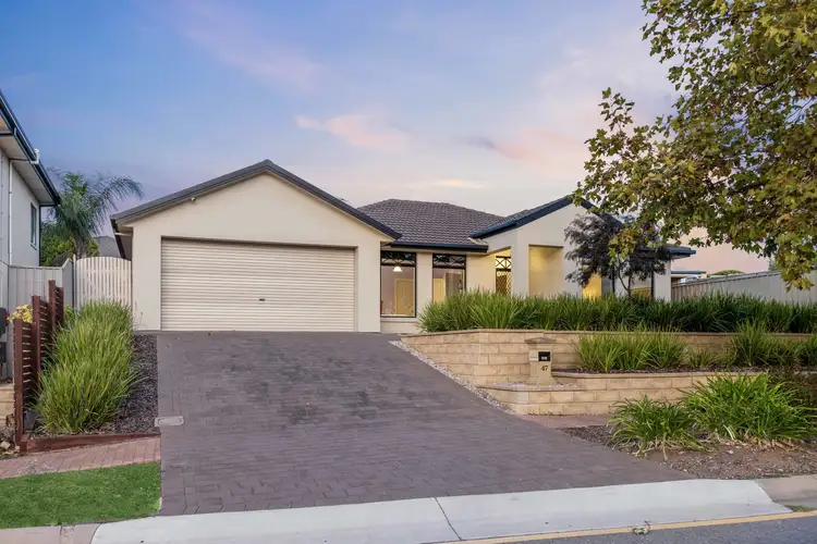 47 Grand Boulevard, Seaford Rise SA 5169