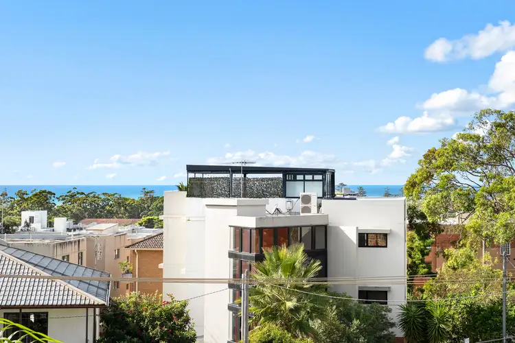 Third view of Homely apartment listing, 1/18 Kingsway, Dee Why NSW 2099