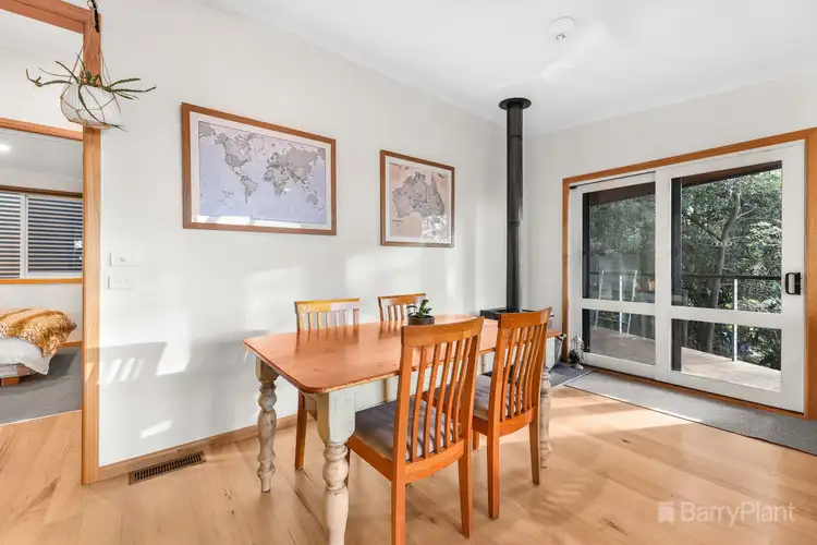 Sixth view of Homely house listing, 8 Bonza View, Kalorama VIC 3766