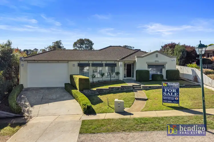 5 Weatherby Drive, Strathdale VIC 3550