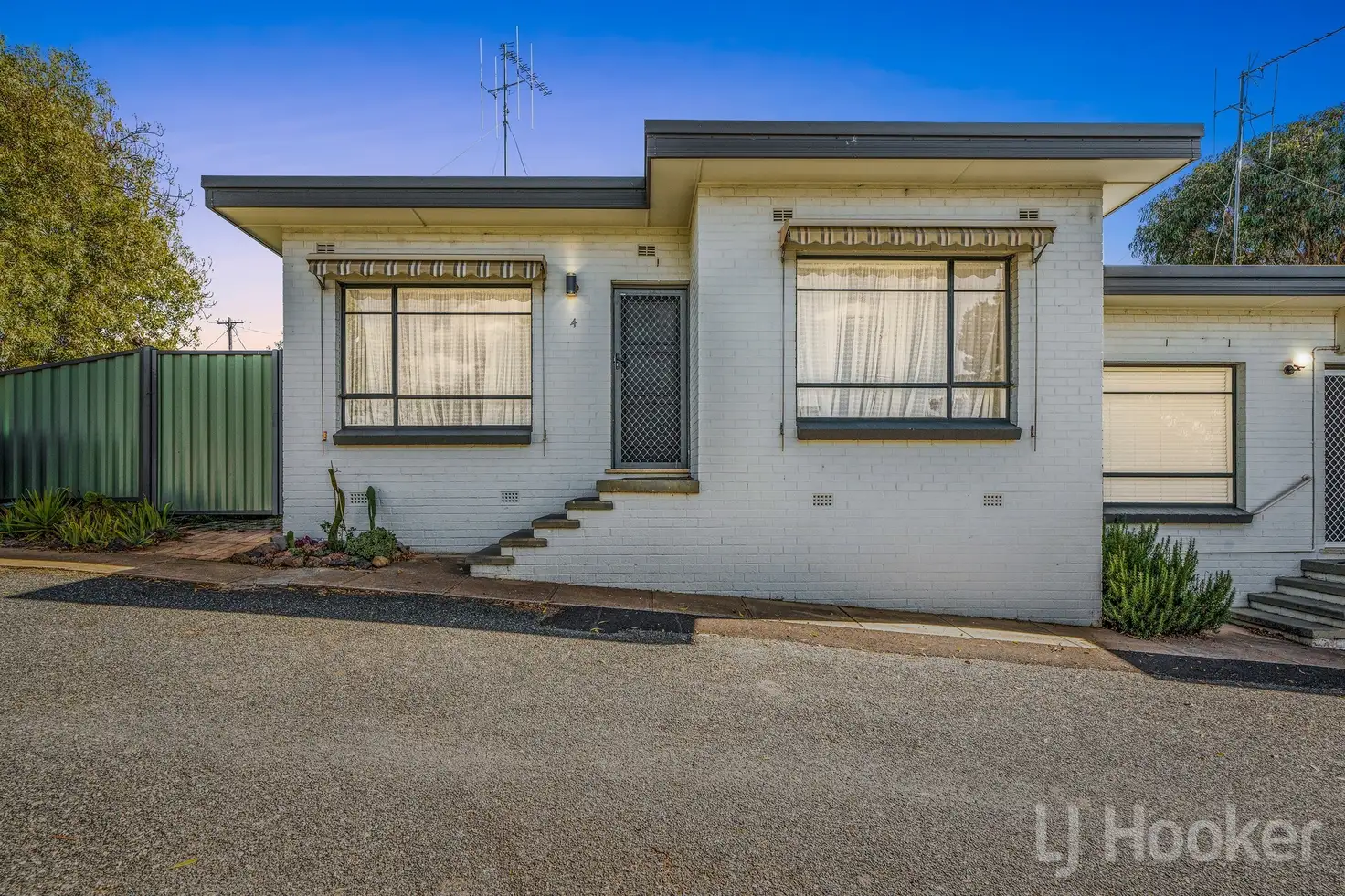 Main view of Homely unit listing, 4/18 Gilmore Place, Queanbeyan West NSW 2620