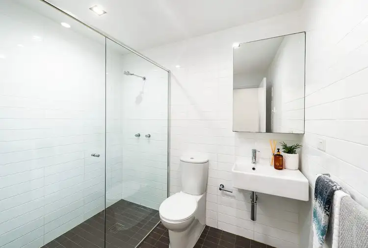 Fifth view of Homely apartment listing, 8/19 Young Street, Neutral Bay NSW 2089