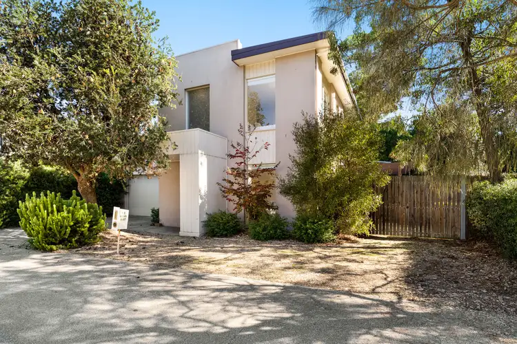 13 Ocean Mist Court, St Leonards VIC 3223