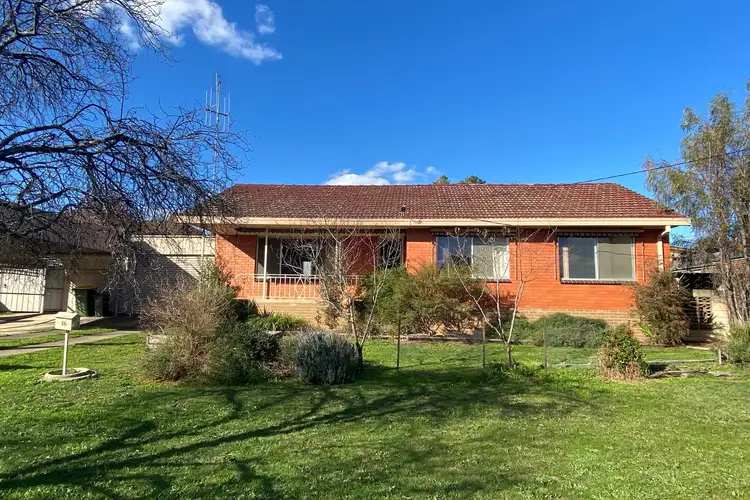 16 Richards Road