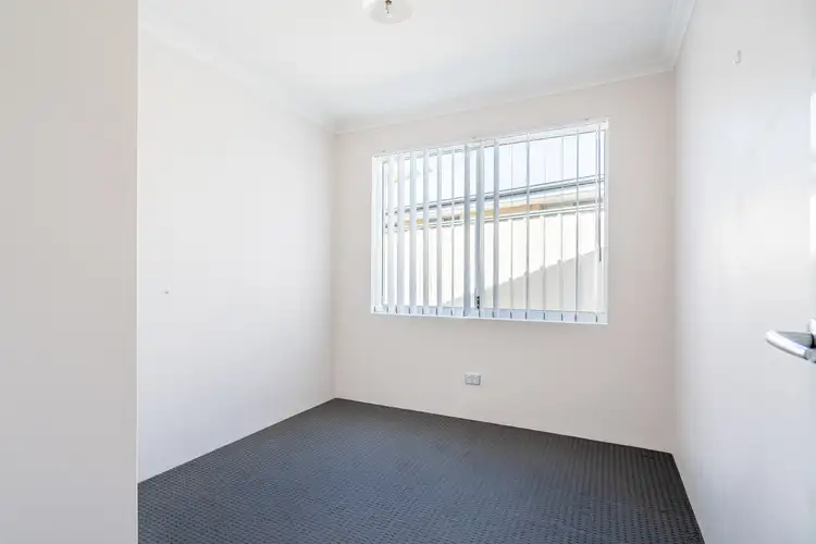 Sixth view of Homely house listing, 20 Pinegrove Vista, Meadow Springs WA 6210