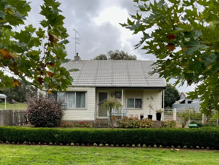 70 Mill Street, Mortlake VIC 3272