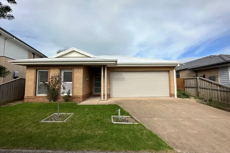 11 Peter Street