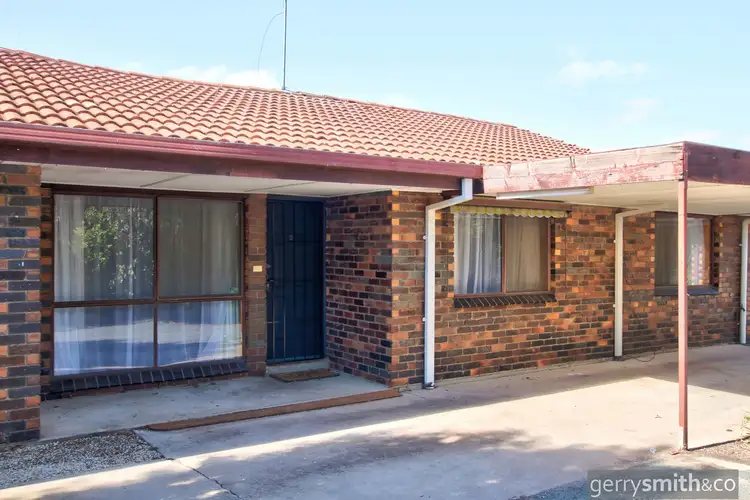 2/136 Dooen Road
