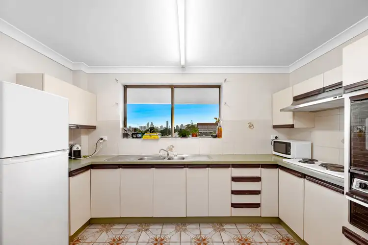 Fifth view of Homely unit listing, 5/8 Baragoola Street, Coorparoo QLD 4151