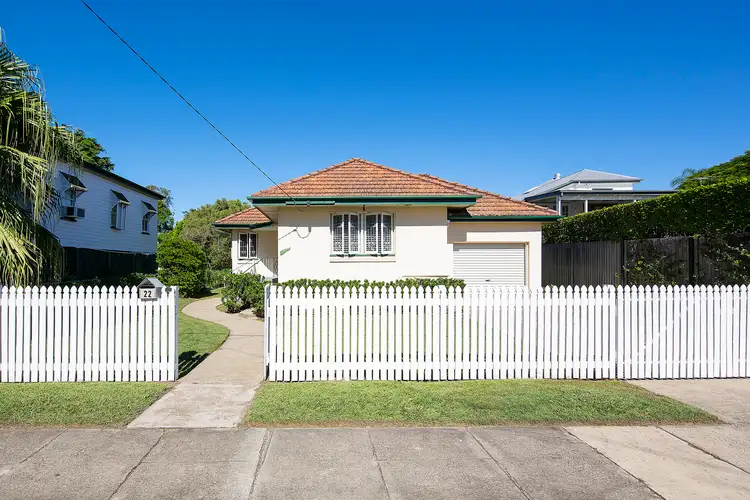 22 Lodge Road, Kalinga QLD 4030