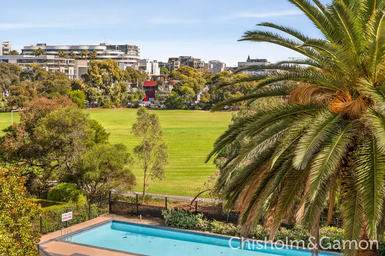 21/3 Seisman Place, Port Melbourne VIC 3207