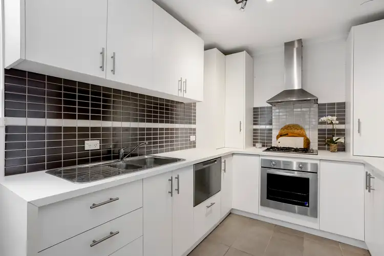 Fifth view of Homely unit listing, 2/14 Collins Street, Mentone VIC 3194