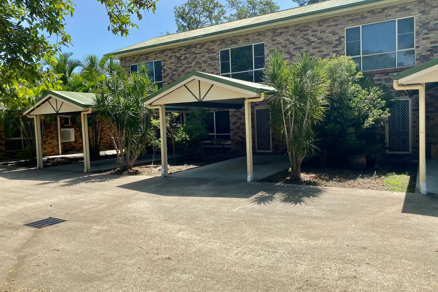 Main view of Homely unit listing, 2/9 Robin Street, Slade Point QLD 4740