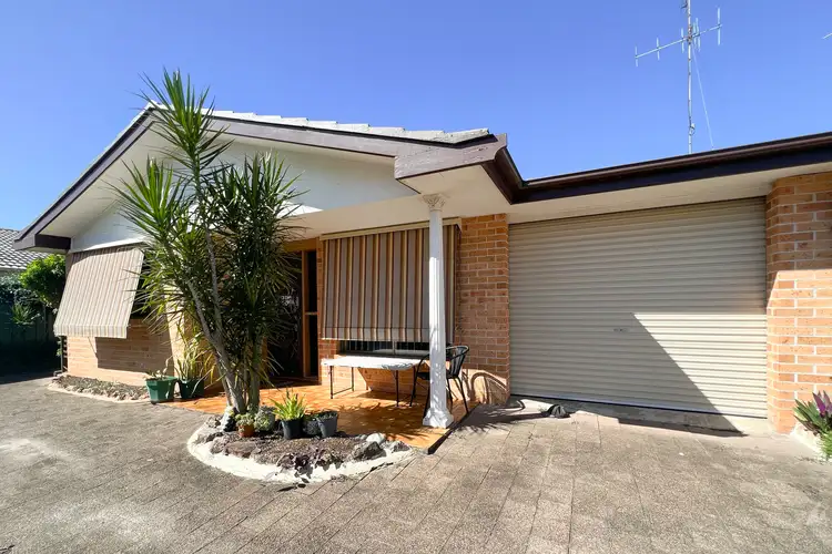 Main view of Homely villa listing, 3/12 Cross Street, Forster NSW 2428