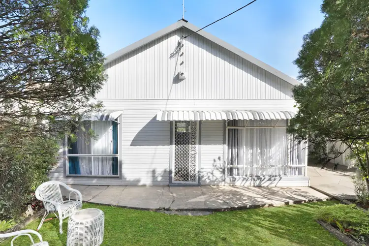 Second view of Homely house listing, 25 Park Road, Bulli NSW 2516
