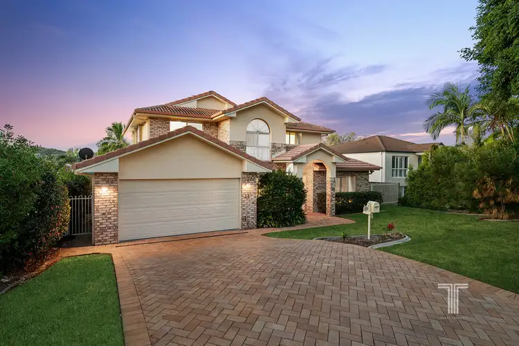 109 Golden Oak Crescent, Carindale QLD 4152