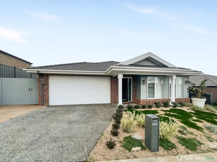 97 Willandra Circuit