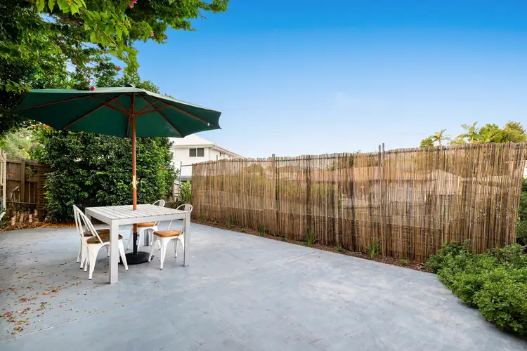 3/6 Harty Street, Coorparoo QLD 4151