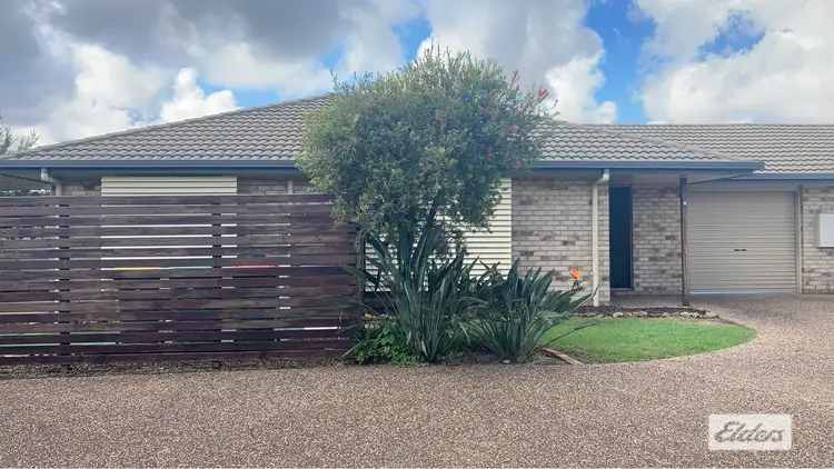 1/16 Bottlebrush Place