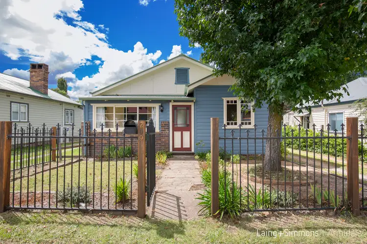 209 Dumaresq Street, Armidale NSW 2350