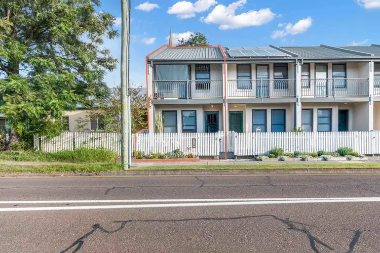 1/41 Ken Tubman Drive, Maitland NSW 2320