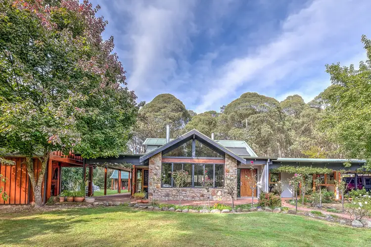 362 Montgomery Lane, Bright VIC 3741