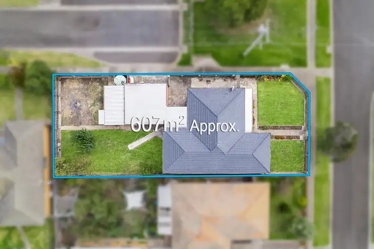 12 Michell Close, Norlane VIC 3214