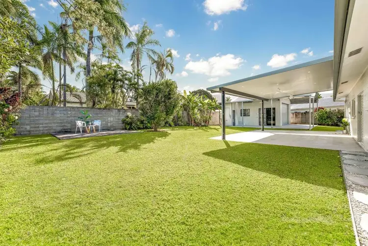 9 Coolum Close, Kewarra Beach QLD 4879