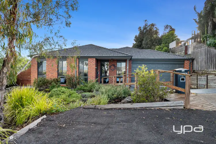 6 Nicholson Street, Darley VIC 3340